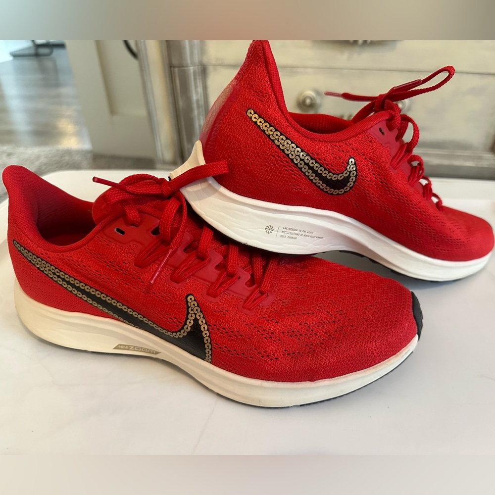 Women’s Nike Zoom sneakers